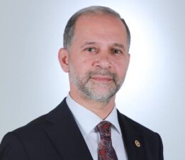 “CHP DEPREM BÖLGESİNDE HEM KÖR HEM SAĞIR”