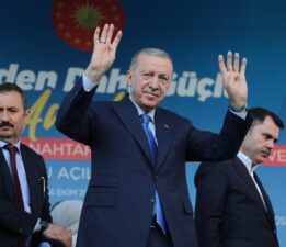 CUMHURBAŞKANI ERDOĞAN’DAN BAŞKAN ÖNTÜRK’E ÖVGÜ