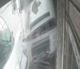 İskenderun’da Freni Arızalanan Arazözün Yol Açtığı Kaza